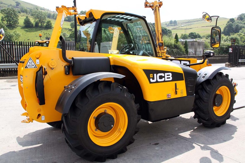 Погрузчик JCB 531-70. Фото